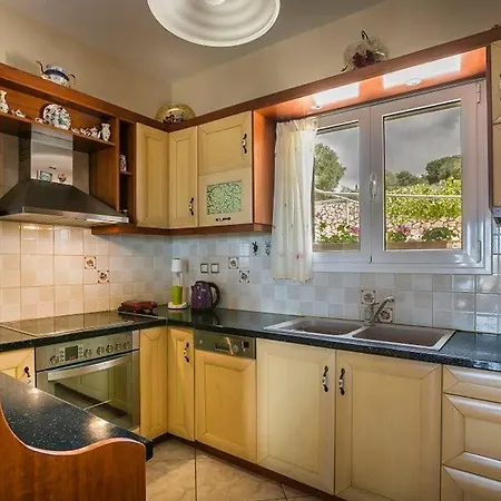 公寓 La Casa Di Lena 阿尔戈斯托利翁