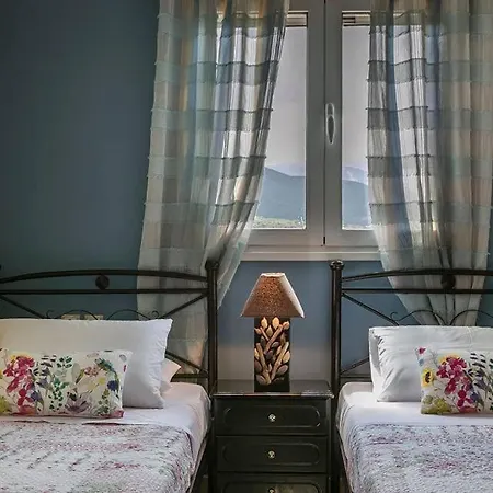 La Casa Di Lena شقة أرغوستولي